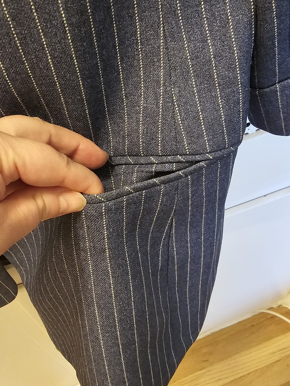 Anne Klein Women's Navy Pinstripe Blazer with Shawl Lapel - Picture 4 of 7